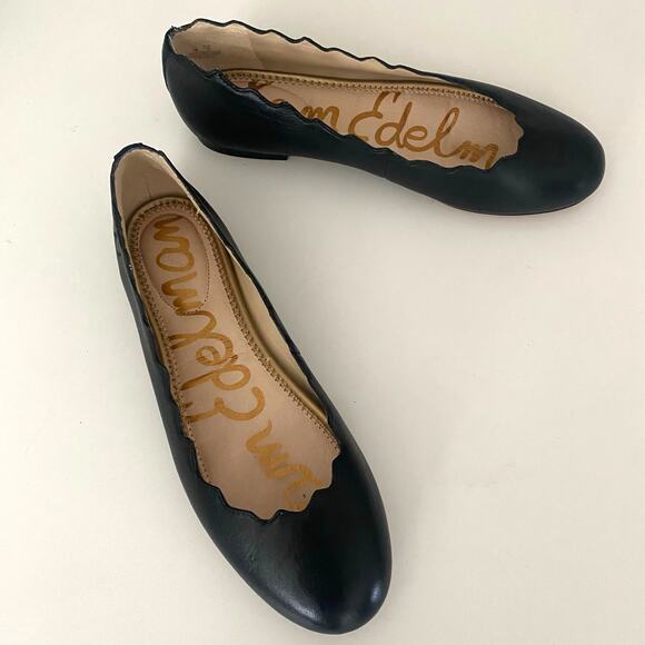 Sam Edelman Francis Ballet Flat Ballerina Black Round Toe Leather Scalloped 7.5 - Picture 3 of 8
